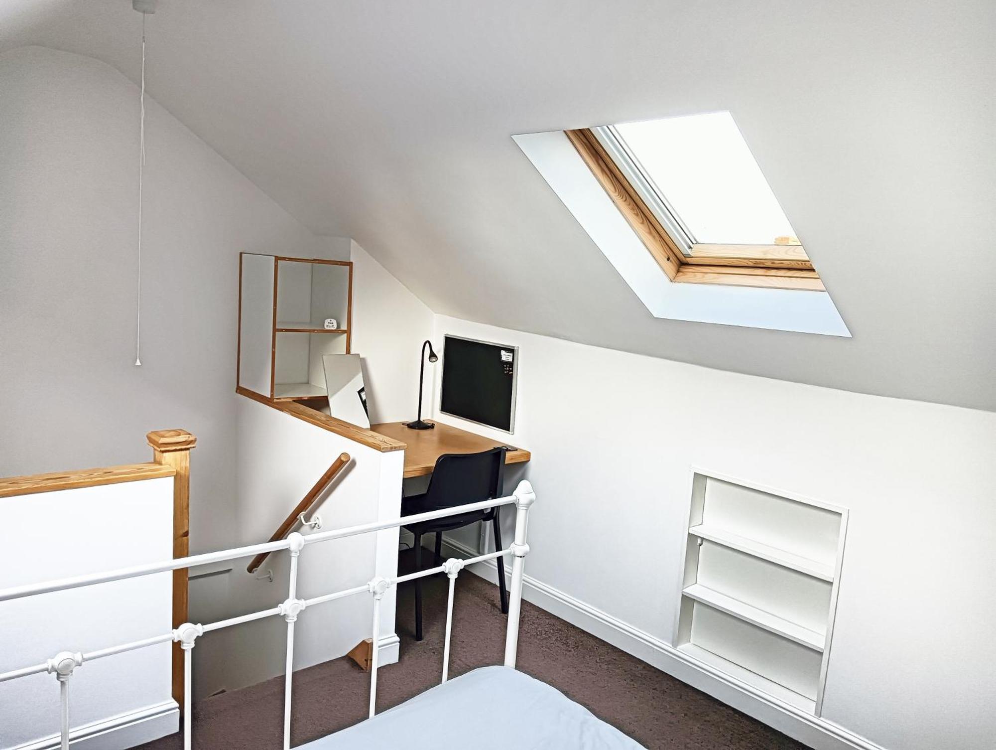 Maison Blanc ノッティンガム 部屋 写真